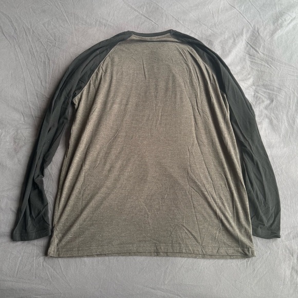 Harry Potter Hogwarts Long Sleeve Tee - Picture 3 of 3